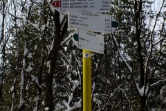 Węzeł słowackich szlaków na przełęczy Cigielka (Sedlo Cigelka)  645 m n.p.m.