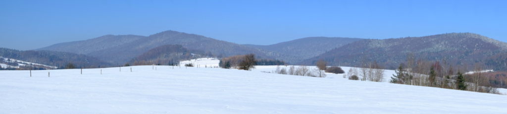 Panorama ze wzgórza nad Świątkową Wielką.